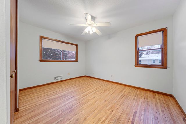 8232 Hemingway Avenue S, Cottage Grove, MN 55016