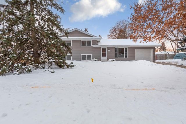 8232 Hemingway Avenue S, Cottage Grove, MN 55016