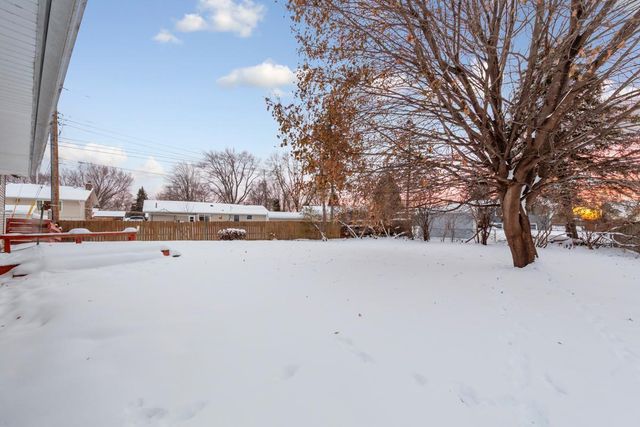8232 Hemingway Avenue S, Cottage Grove, MN 55016