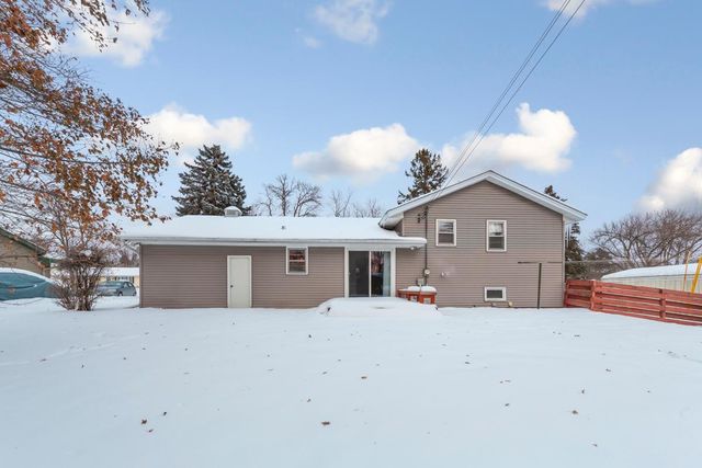 8232 Hemingway Avenue S, Cottage Grove, MN 55016