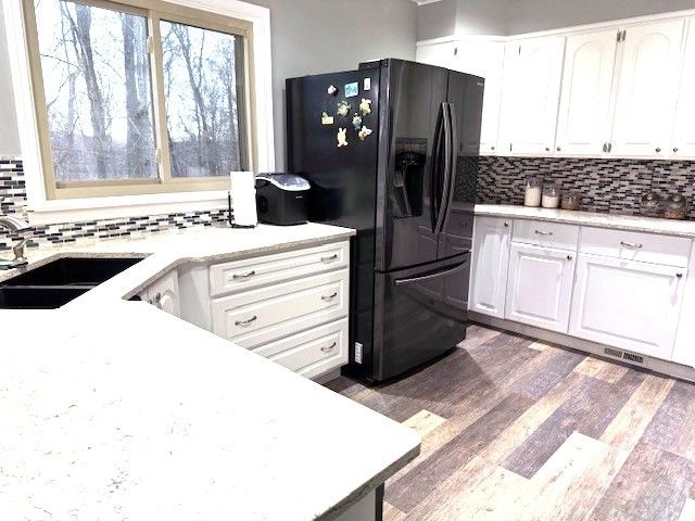 1294 CARMONT Drive, Meadville, PA 16335