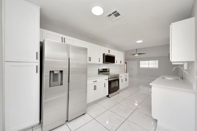 6301 Sioux Drive, Pasadena, TX 77503