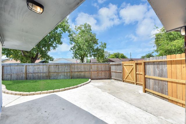 6301 Sioux Drive, Pasadena, TX 77503
