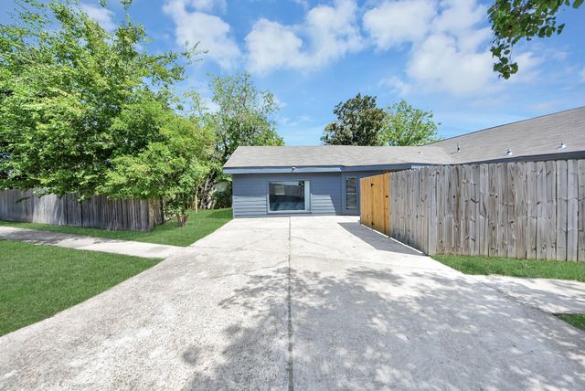 6301 Sioux Drive, Pasadena, TX 77503
