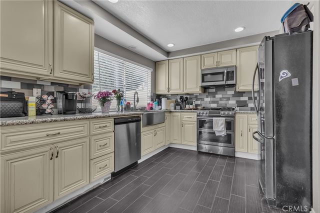 25559 Los Cabos Dr, Moreno Valley, CA 92551