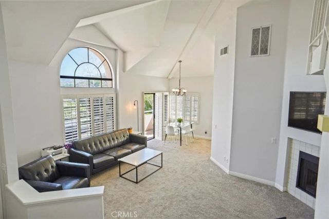 18107 Erik Court 462, Canyon Country, CA 91387
