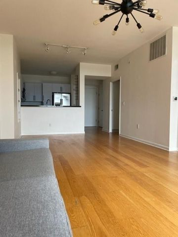 54 Rainey ST 1217, Austin, TX 78701