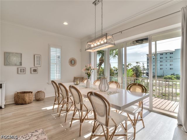 282 Delmar AVE, Fort Myers Beach, FL 33931