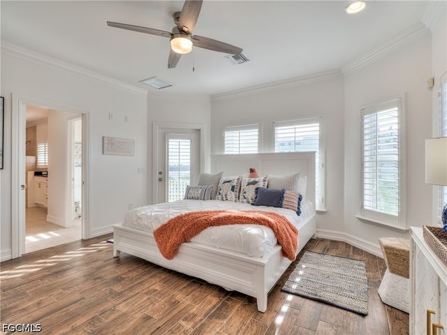 282 Delmar AVE, Fort Myers Beach, FL 33931