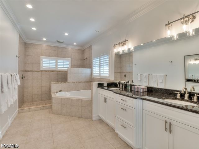 282 Delmar AVE, Fort Myers Beach, FL 33931