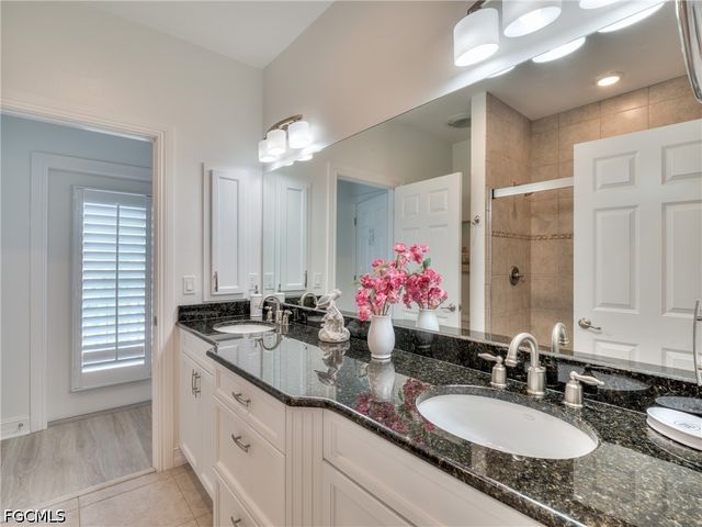 282 Delmar AVE, Fort Myers Beach, FL 33931