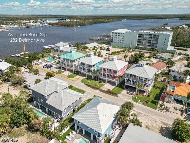 282 Delmar AVE, Fort Myers Beach, FL 33931