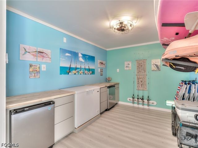 282 Delmar AVE, Fort Myers Beach, FL 33931