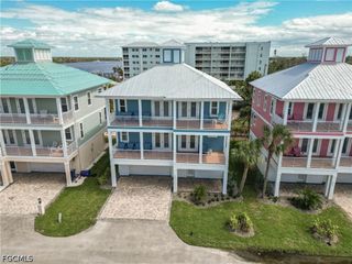 282 Delmar AVE, Fort Myers Beach, FL 33931