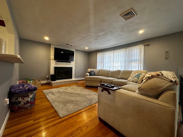 66 Buckingham Dr --, Billerica, MA 01821