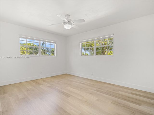 7591 Pierce St, Hollywood, FL 33024