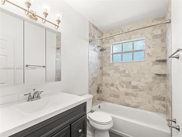 7591 Pierce St, Hollywood, FL 33024
