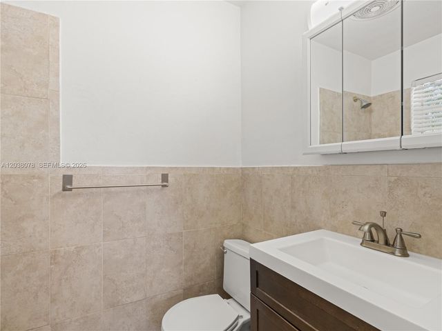 7591 Pierce St, Hollywood, FL 33024