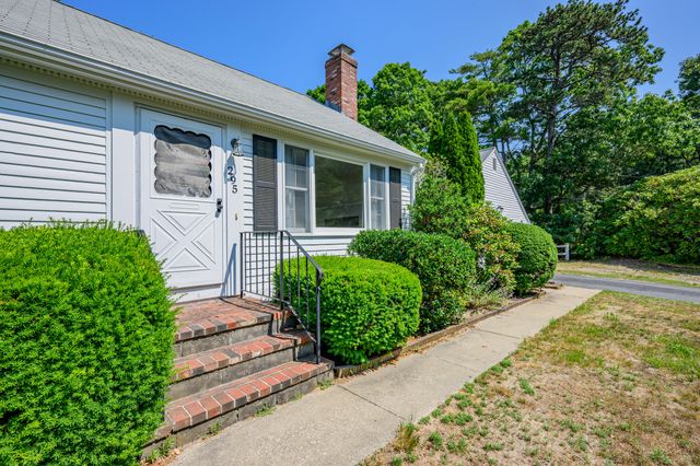 295 Westwind Circle, Osterville, MA 02655