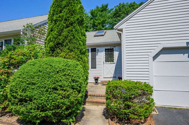 295 Westwind Circle, Osterville, MA 02655