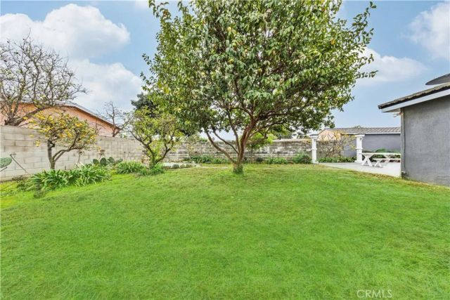 1526 Lakme, Wilmington, CA 90744