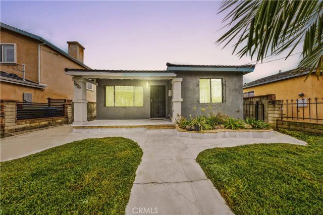 1526 Lakme, Wilmington, CA 90744