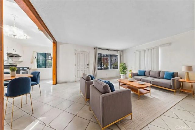 1526 Lakme, Wilmington, CA 90744