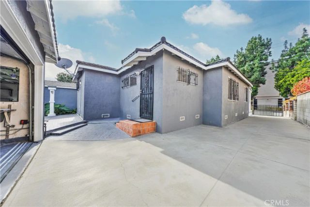 1526 Lakme, Wilmington, CA 90744