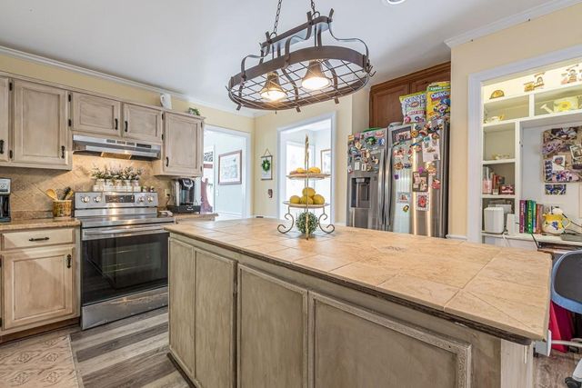 1231 Lambeth Way SE, Conyers, GA 30013