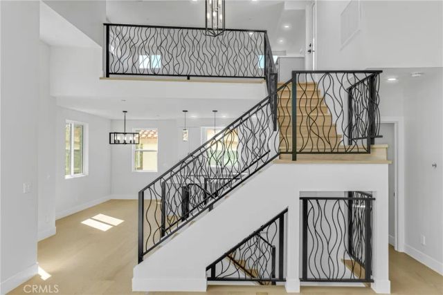 2407 Perkins Ln, Redondo Beach, CA 90278