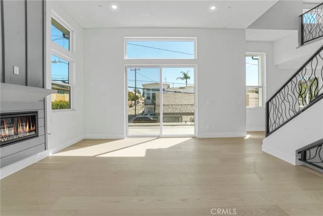 2407 Perkins Ln, Redondo Beach, CA 90278