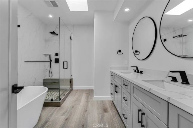 2407 Perkins Ln, Redondo Beach, CA 90278