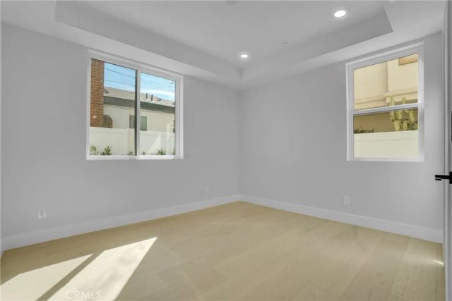 2407 Perkins Ln, Redondo Beach, CA 90278