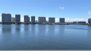 17720 N Bay Road 6C, Sunny Isles Beach, FL 33160