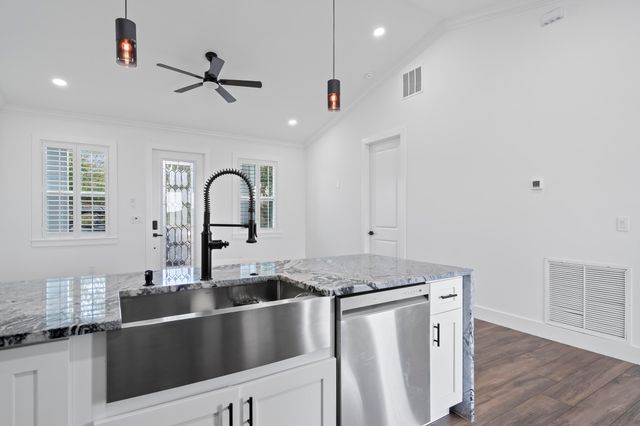 16469 NW 272nd Street, Okeechobee, FL 34972