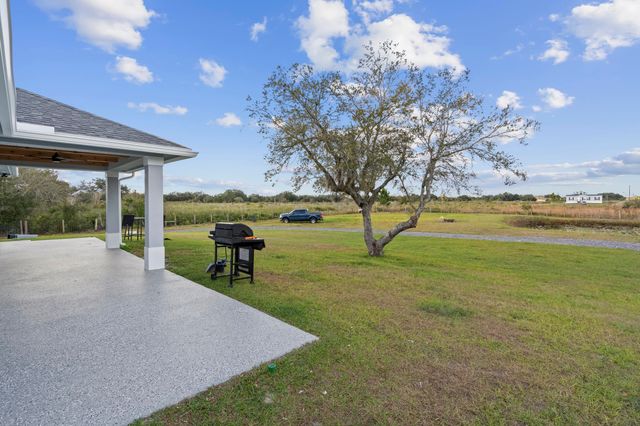 16469 NW 272nd Street, Okeechobee, FL 34972