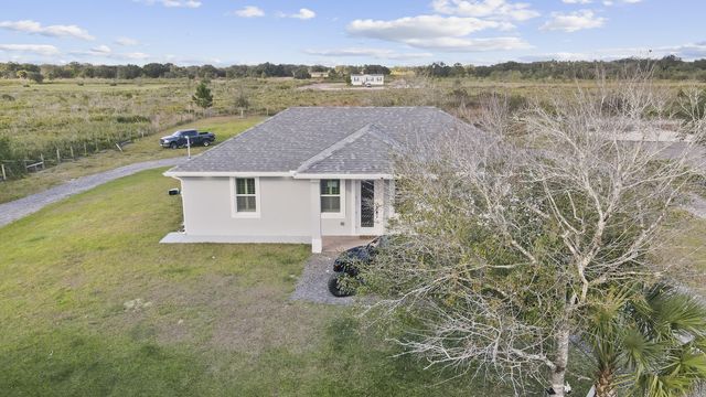 16469 NW 272nd Street, Okeechobee, FL 34972