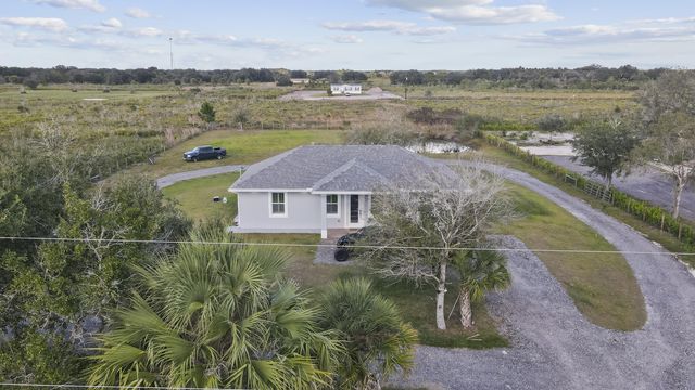 16469 NW 272nd Street, Okeechobee, FL 34972