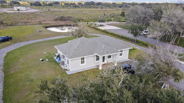 16469 NW 272nd Street, Okeechobee, FL 34972