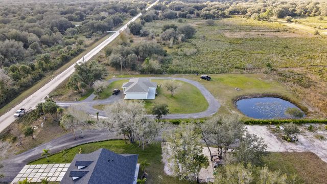 16469 NW 272nd Street, Okeechobee, FL 34972