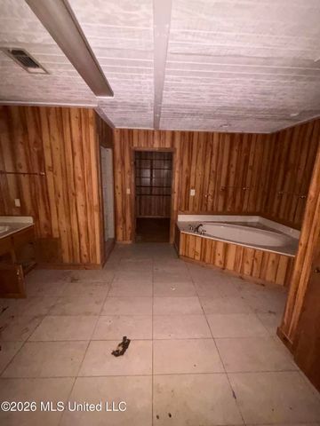 1560 Wilborne Road, Southaven, MS 38672