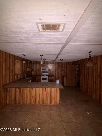 1560 Wilborne Road, Southaven, MS 38672