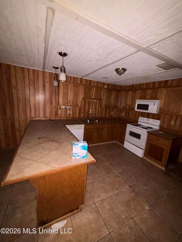 1560 Wilborne Road, Southaven, MS 38672