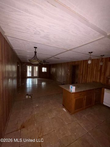 1560 Wilborne Road, Southaven, MS 38672