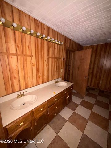 1560 Wilborne Road, Southaven, MS 38672