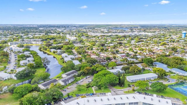 266 Ventnor S, Deerfield Beach, FL 33442