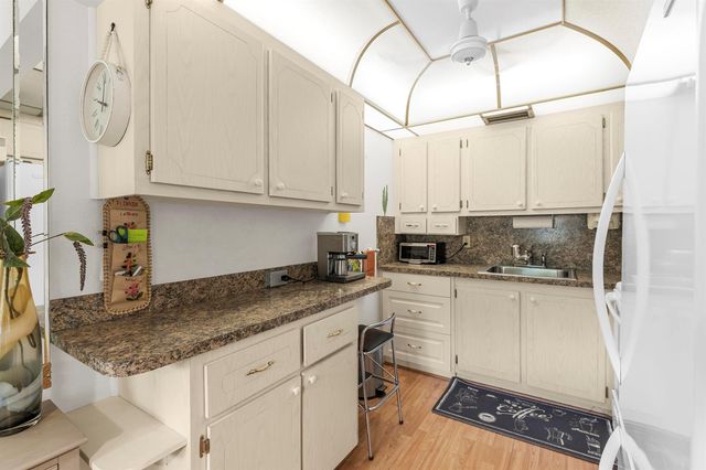 266 Ventnor S, Deerfield Beach, FL 33442