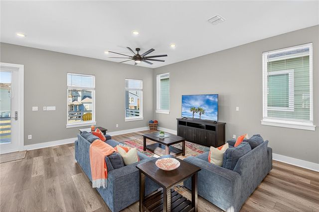 162 La Concha Blvd 31, Port Aransas, TX 78373