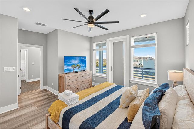 162 La Concha Blvd 31, Port Aransas, TX 78373