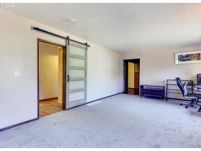 7905 Sw 184TH Ave, Beaverton, OR 97007